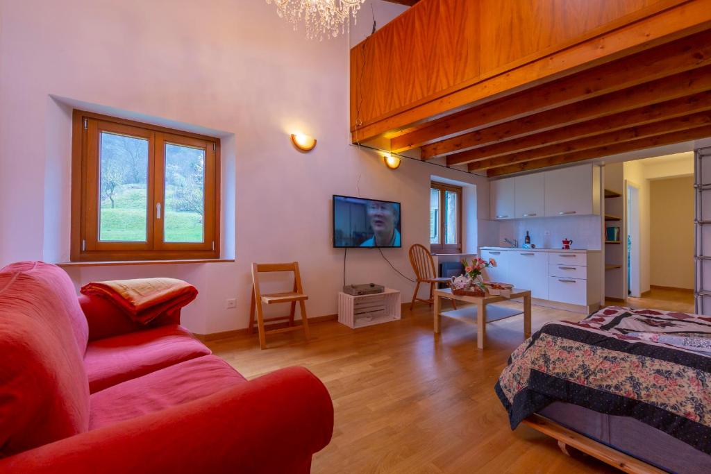 Casa Gialla room 1